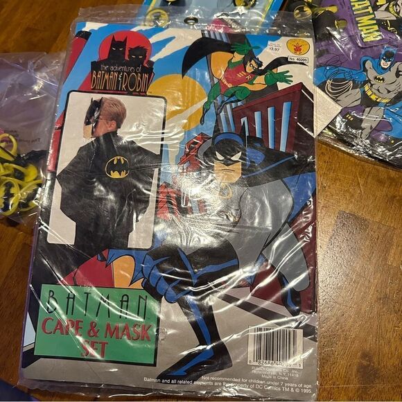 Vintage 90s Batman Cat Woman Riddler Large Party Lot With Costume Dead Stock - Picture 2 of 14